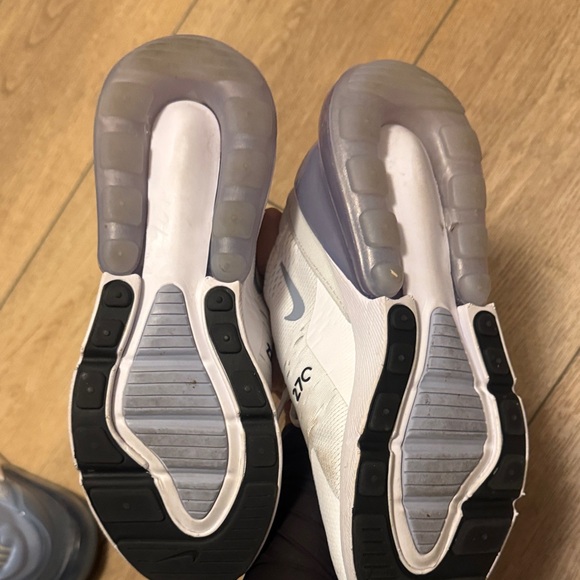 Nike Air Max 270 Women's Sneakers - White and Blue - Picture 5 of 7